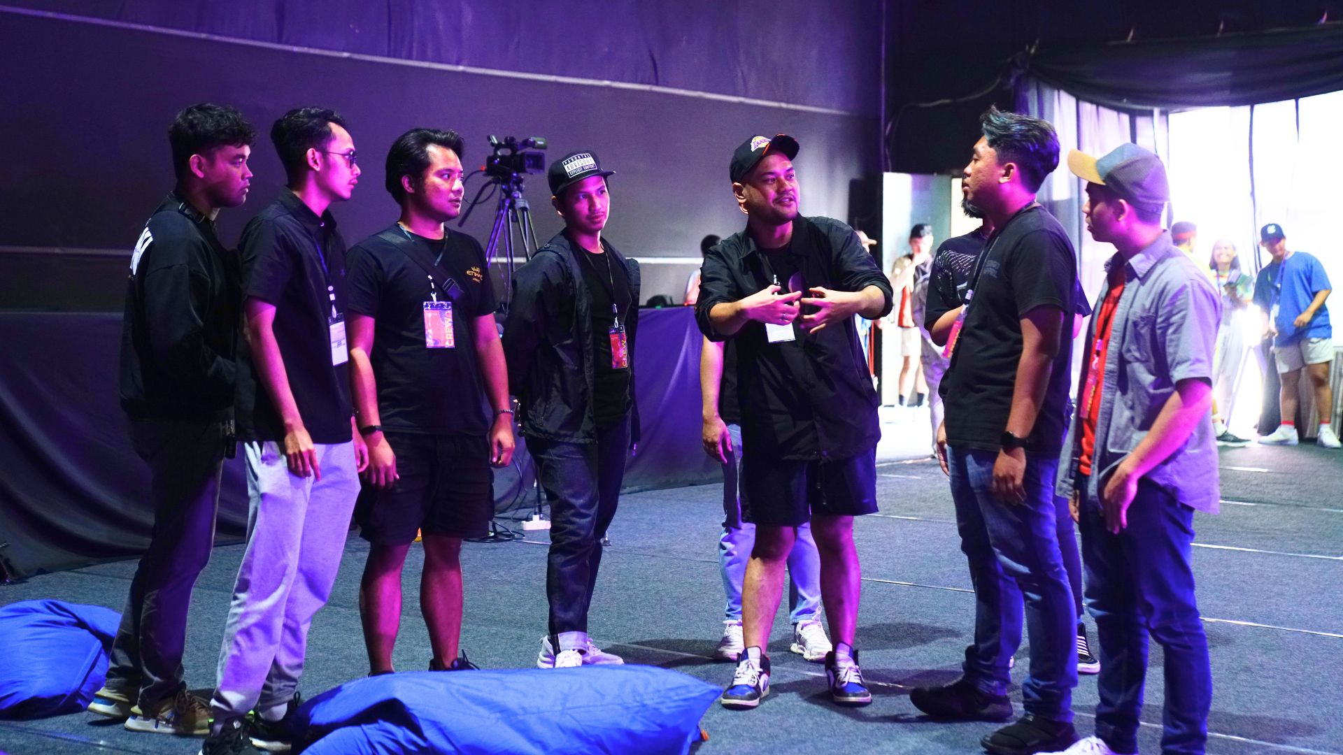 5 QUESTIONS TO ASK WHEN CONSULTING WITH AN EVENT ORGANIZER